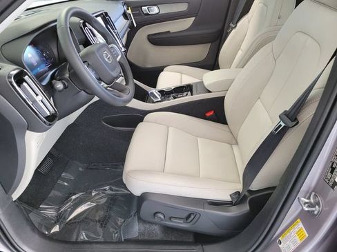 New 2026 Volvo XC40 B5 Ultra AWD/4WD image 15