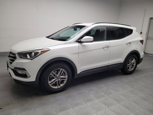 Used 2017 Hyundai Santa Fe Sport image 2