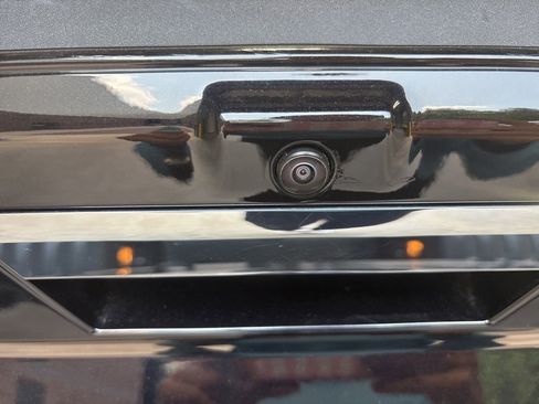 Used 2023 Ford F150 Lariat w/ Equipment Group 502A High image 8