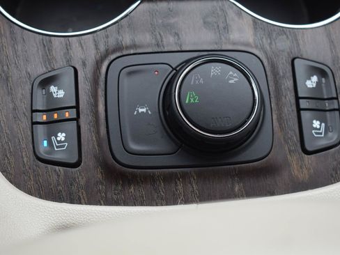 Used 2023 GMC Acadia Denali w/ LPO, Floor Liner Package AWD/4WD image 11
