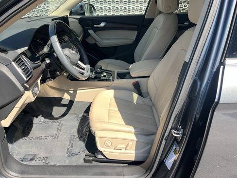Used 2023 Audi Q5 2.0T Premium w/ Convenience Package image 15