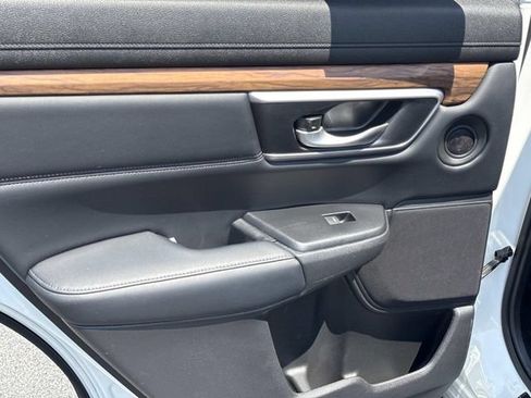 Certified 2017 Honda CR-V Touring image 12