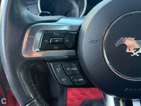 Used 2019 Ford Mustang Coupe RWD image 15