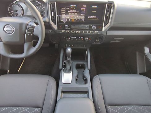 New 2026 Nissan Frontier 2WD Crew Cab image 15