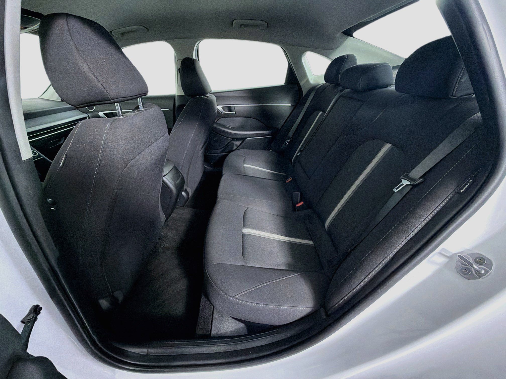 Used 2025 Hyundai Sonata SEL FWD image 29