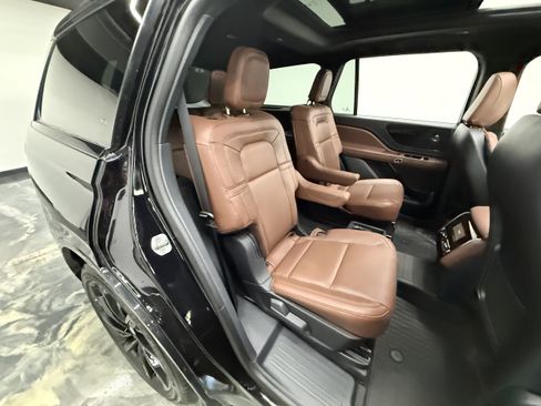 Used 2026 Lincoln Aviator Reserve w/ Jet Appearance Package AWD/4WD image 23