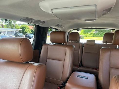 Used 2015 Toyota Sequoia Platinum AWD/4WD image 7