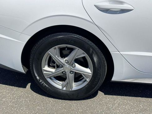 Used 2023 Hyundai Sonata SE FWD image 8