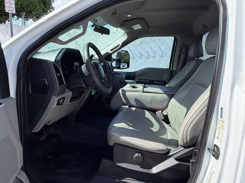 Used 2017 Ford F350 XL w/ Power Equipment Group image 10