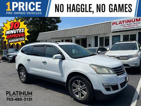 Used 2017 Chevrolet Traverse LT AWD/4WD image 1