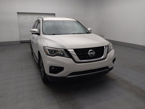 Used 2019 Nissan Pathfinder SL FWD image 14