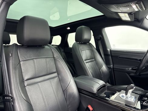 Used 2022 Land Rover Range Rover Evoque R-Dynamic S AWD/4WD image 33