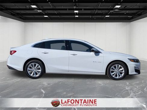 Certified 2023 Chevrolet Malibu LT w/ Driver Confidence Package image 6