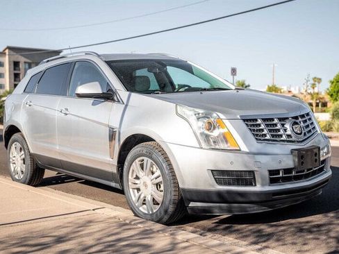 Used 2016 Cadillac SRX Luxury image 7