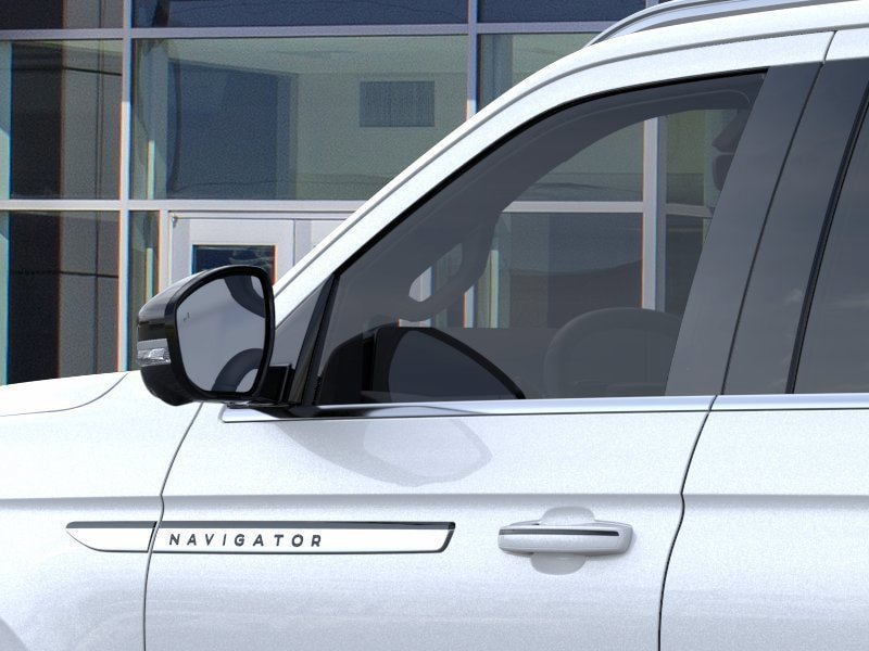New 2026 Lincoln Navigator Reserve AWD/4WD image 20