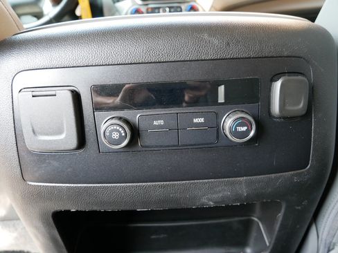Used 2020 Chevrolet Tahoe LT AWD/4WD image 12