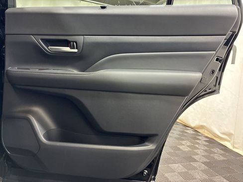 New 2026 Toyota Grand Highlander AWD image 14