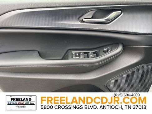 New 2025 Jeep Grand Cherokee Altitude w/ Trailer Tow Package AWD/4WD image 22