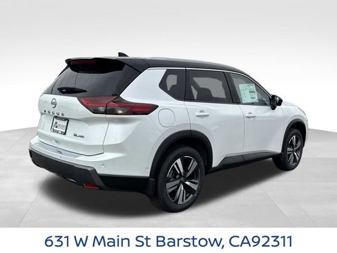 New 2025 Nissan Rogue SL AWD/4WD image 5