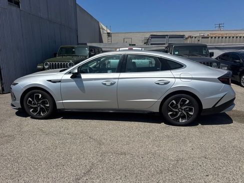 Used 2025 Hyundai Sonata SEL FWD image 7