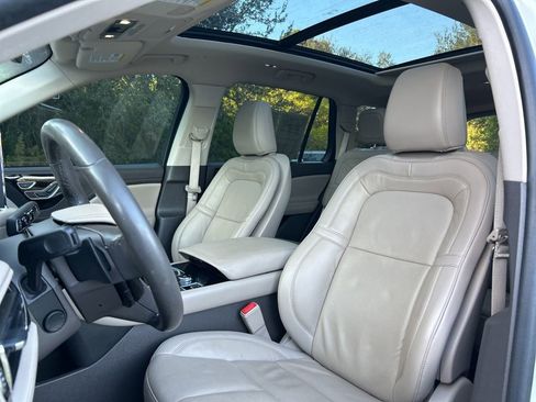 Used 2023 Lincoln Aviator Reserve w/ Equipment Group 201A image 20