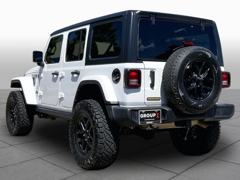Used 2023 Jeep Wrangler Unlimited Sport AWD/4WD image 12