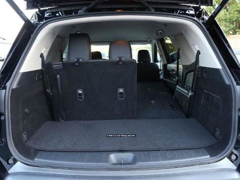 Certified 2026 Nissan Pathfinder SL FWD image 8