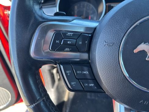 Used 2020 Ford Mustang Premium image 20