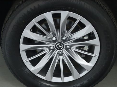 Used 2025 MAZDA CX-90 3.3 Turbo w/ Select Package AWD/4WD image 12