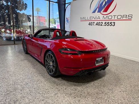 Used 2024 Porsche 718 Boxster GTS RWD image 5
