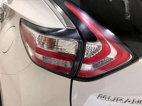 Used 2017 Nissan Murano Platinum image 22
