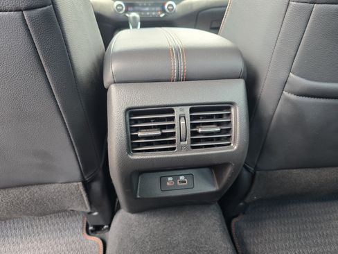 Used 2023 Nissan Altima 2.0 SR FWD image 25