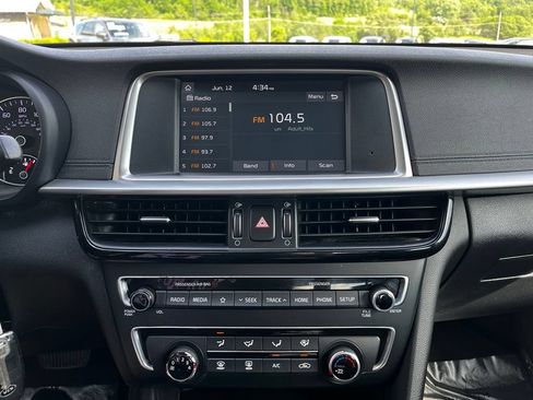 Used 2019 Kia Optima LX FWD image 16