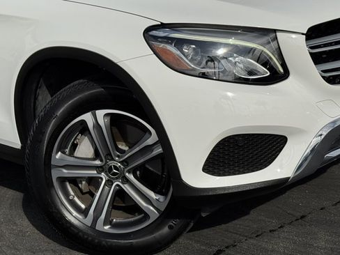 Used 2019 Mercedes-Benz GLC 300 image 2