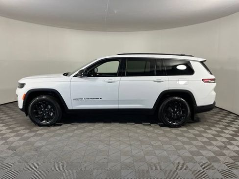 Used 2026 Jeep Grand Cherokee L 4WD image 4