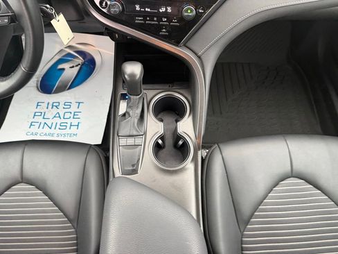 Used 2024 Toyota Camry SE image 26