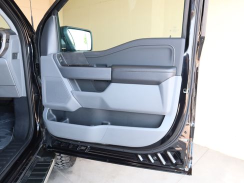 Used 2025 Ford F150 XLT w/ Equipment Group 301A Standard AWD/4WD image 41