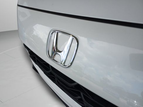 Certified 2023 Honda HR-V LX image 26
