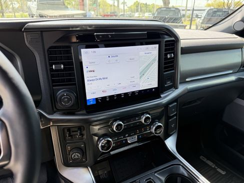 Used 2025 Ford F150 Platinum w/ Equipment Group 702A High image 20