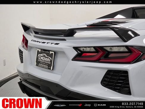 Used 2024 Chevrolet Corvette Stingray Premium Conv w/ Z51 Performance Package RWD image 9