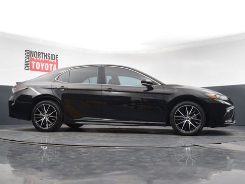 Used 2023 Toyota Camry SE image 27