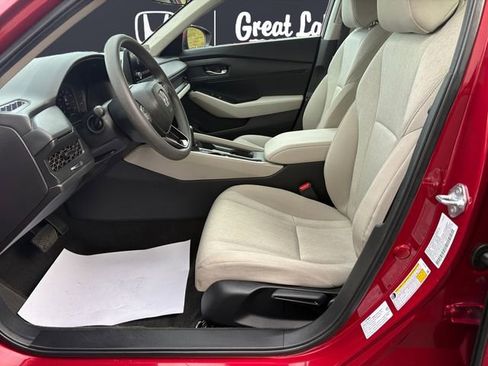 Used 2025 Honda Accord LX image 9