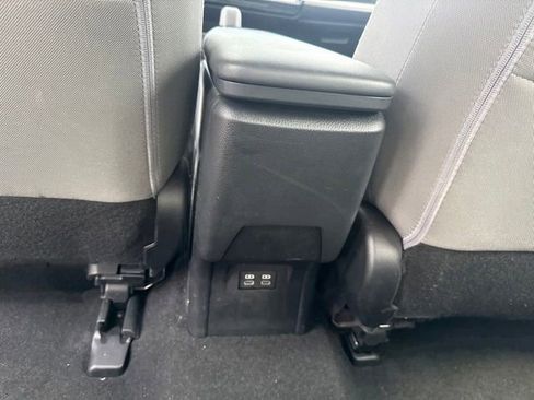 Used 2024 Toyota Prius LE FWD image 27