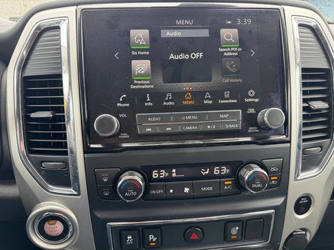 Used 2021 Nissan Titan SV w/ SV Convenience Package AWD/4WD image 15