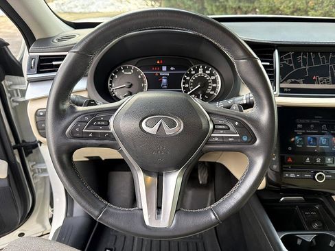 Certified 2022 INFINITI QX50 Essential image 13