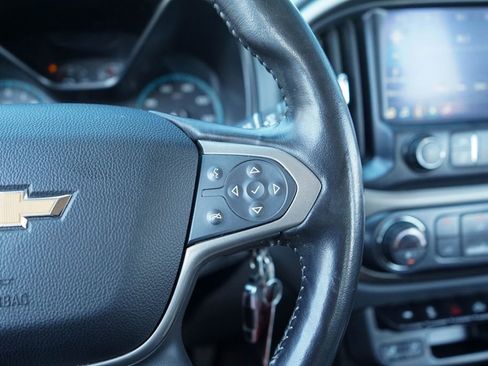 Used 2019 Chevrolet Colorado Z71 w/ Z71 Midnight Edition image 24