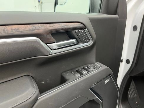 New 2026 GMC Sierra 1500 SLT w/ SLT Premium Package image 19