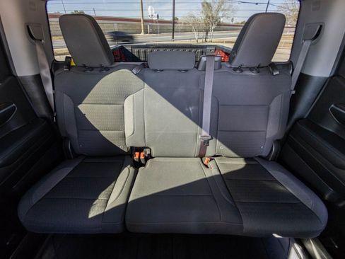 Used 2024 Chevrolet Silverado 1500 LT image 16