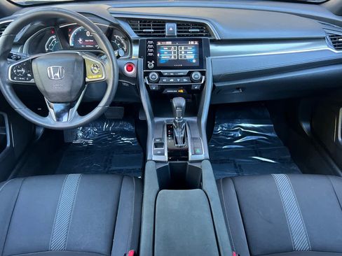 Used 2019 Honda Civic EX image 3
