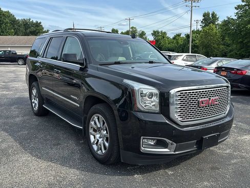 Used 2016 GMC Yukon Denali w/ Enhanced Security Package AWD/4WD image 7